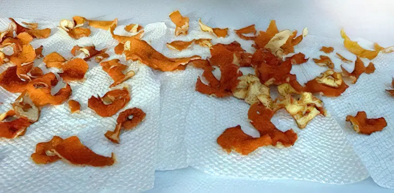 Де сушити кірки від апельсина