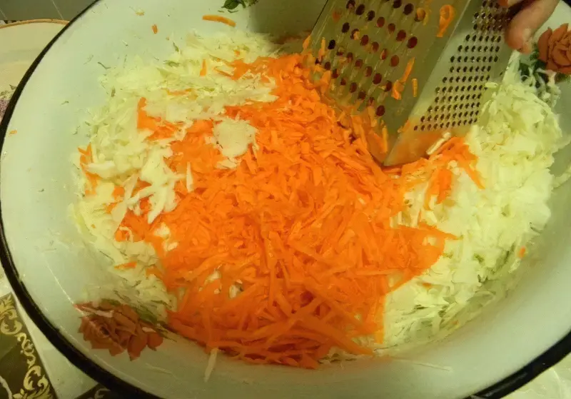 Пропорції капусти і моркви